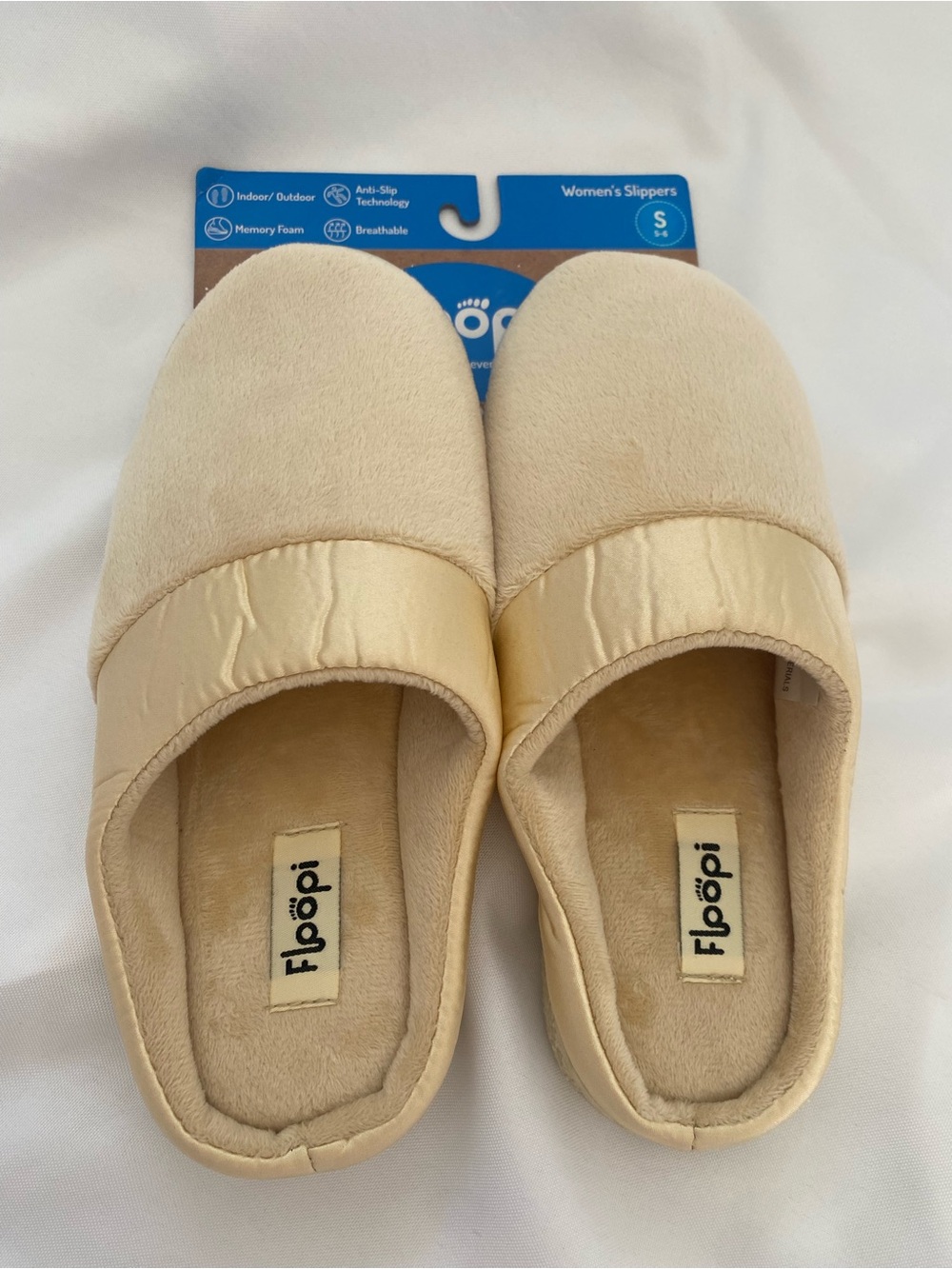 Floppi Women's Cream Plush Slip-On Slippers - Memory Foam Comfort